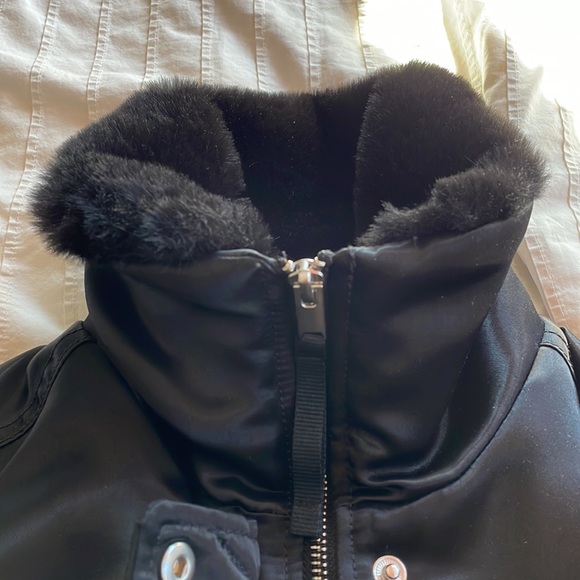 Gap Bomber - Picture 8 of 15